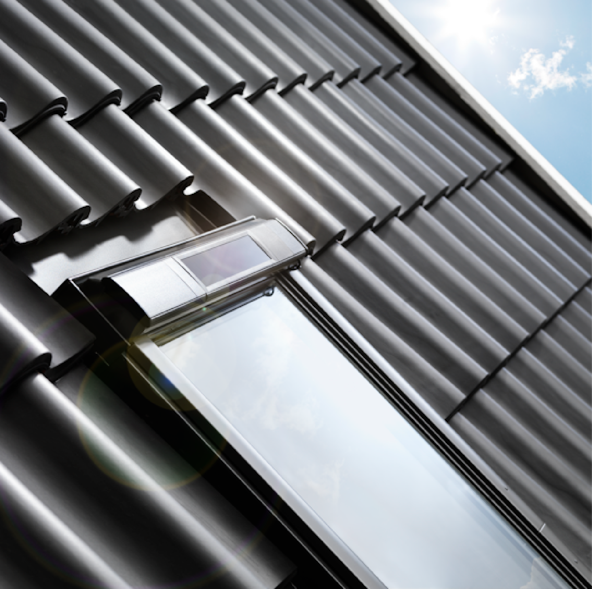 VELUX Centre-Pivot Roof Window [Solar]