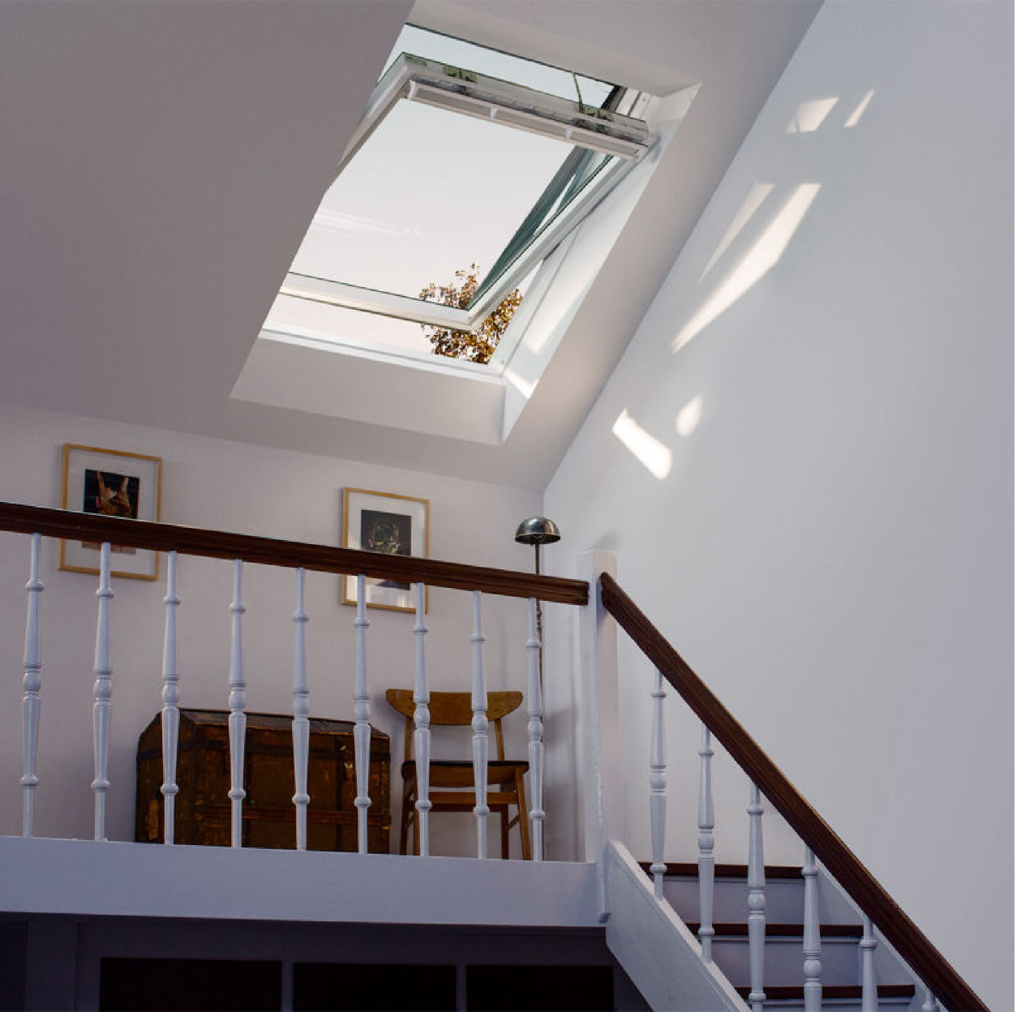 VELUX Centre-Pivot Roof Window [Solar]